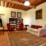 Alojamento de Acomodação e Pequeno-almoço Loggia Del Centone