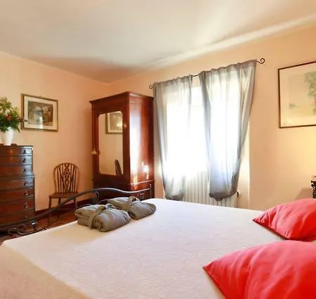 Bed & Breakfast Loggia Del Centone 3*