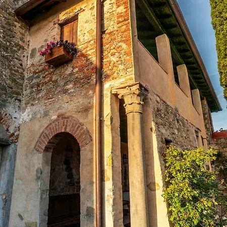 Bed & Breakfast Loggia Del Centone 3*