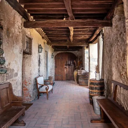 Loggia Del Centone Matraia