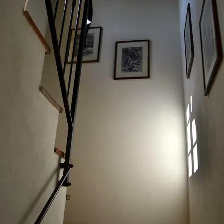 Oda ve Kahvaltı Loggia Del Centone Matraia