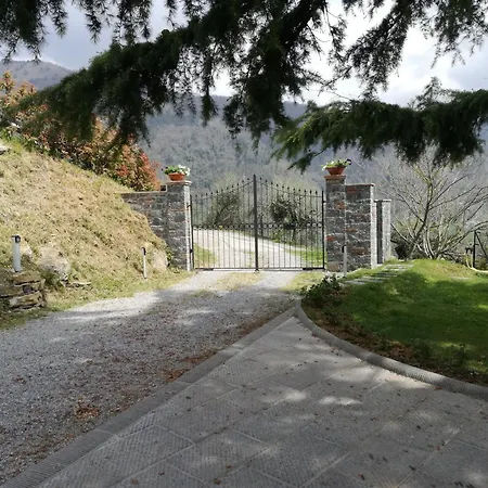 Loggia Del Centone Bed & Breakfast 3*